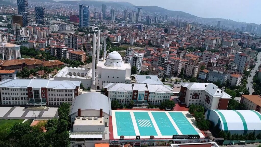 İstanbul’un En İyi 10 Lisesi